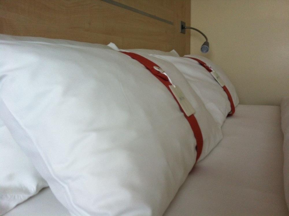 Holiday Inn Express Stuttgart Airport, An Ihg Hotel Leinfelden-Echterdingen Eksteriør bilde