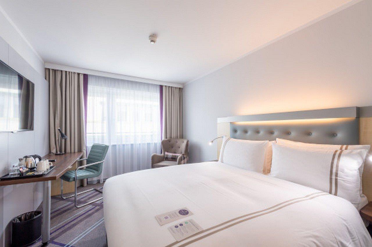 Holiday Inn Express Stuttgart Airport, An Ihg Hotel Leinfelden-Echterdingen Eksteriør bilde