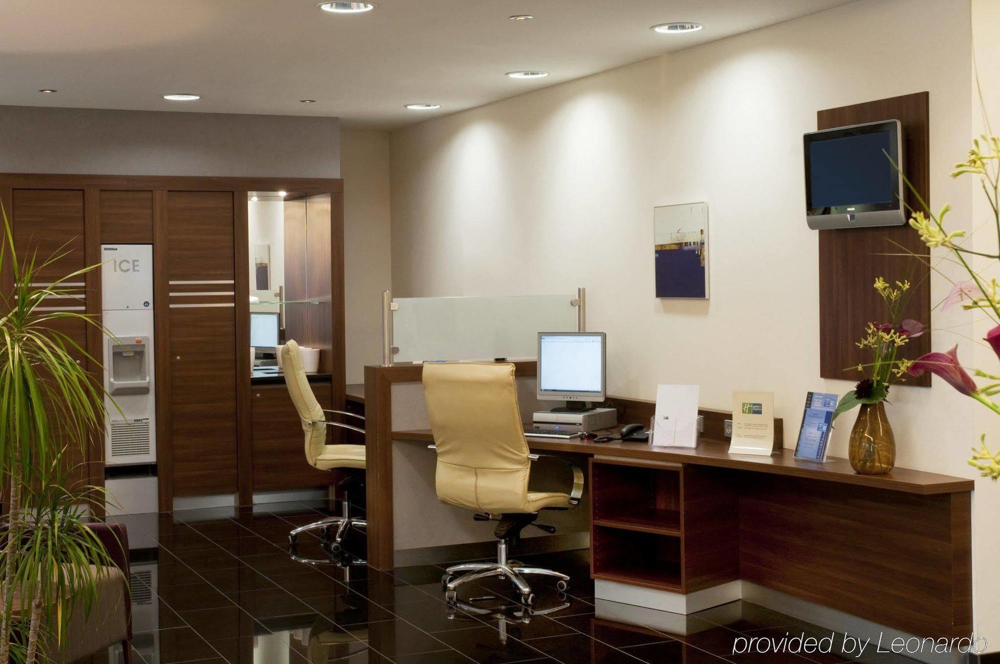 Holiday Inn Express Stuttgart Airport, An Ihg Hotel Leinfelden-Echterdingen Eksteriør bilde