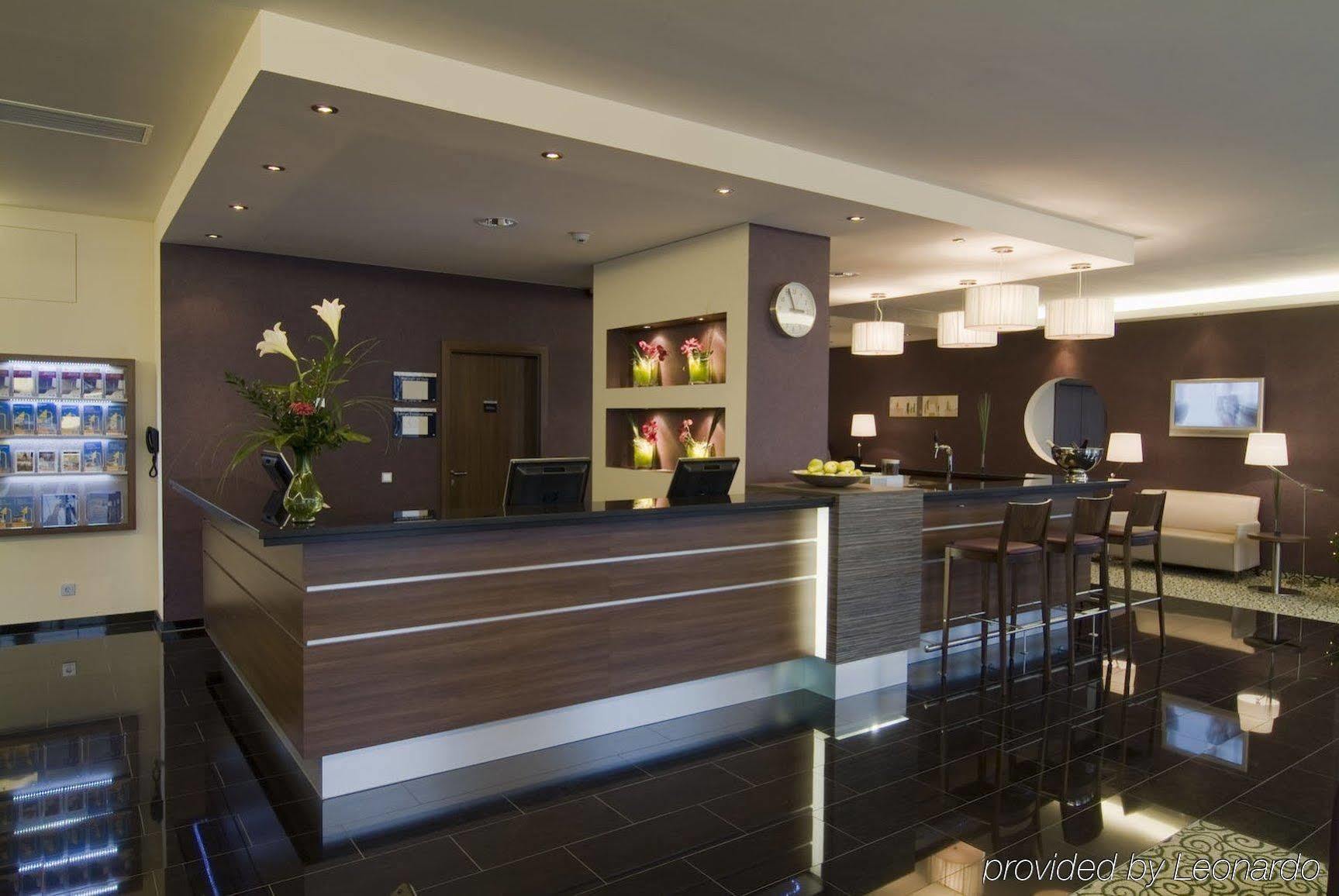 Holiday Inn Express Stuttgart Airport, An Ihg Hotel Leinfelden-Echterdingen Eksteriør bilde