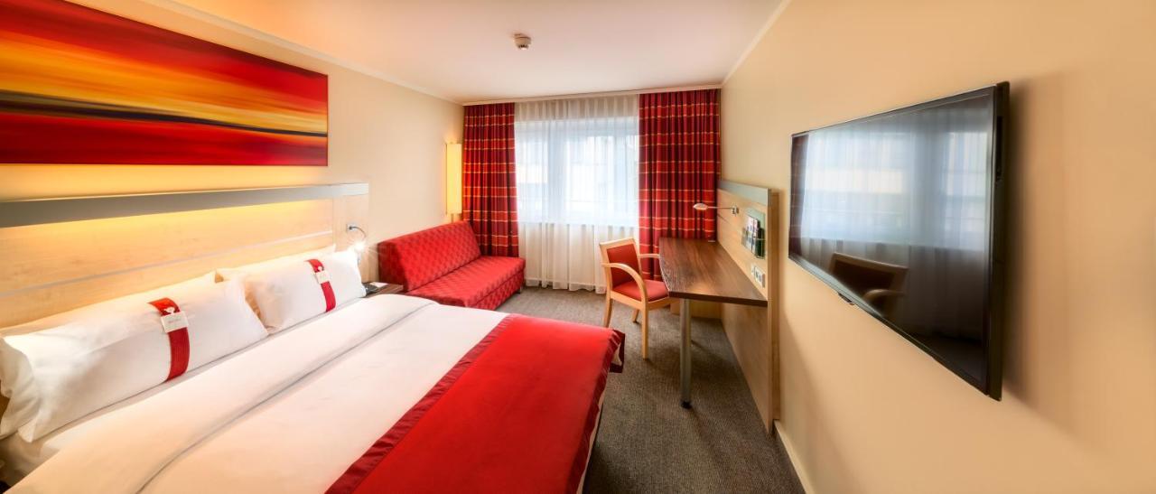 Holiday Inn Express Stuttgart Airport, An Ihg Hotel Leinfelden-Echterdingen Eksteriør bilde