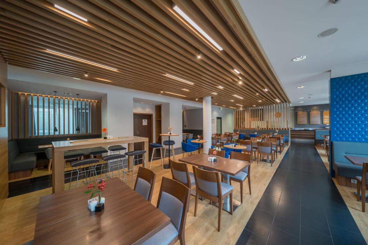 Holiday Inn Express Stuttgart Airport, An Ihg Hotel Leinfelden-Echterdingen Eksteriør bilde