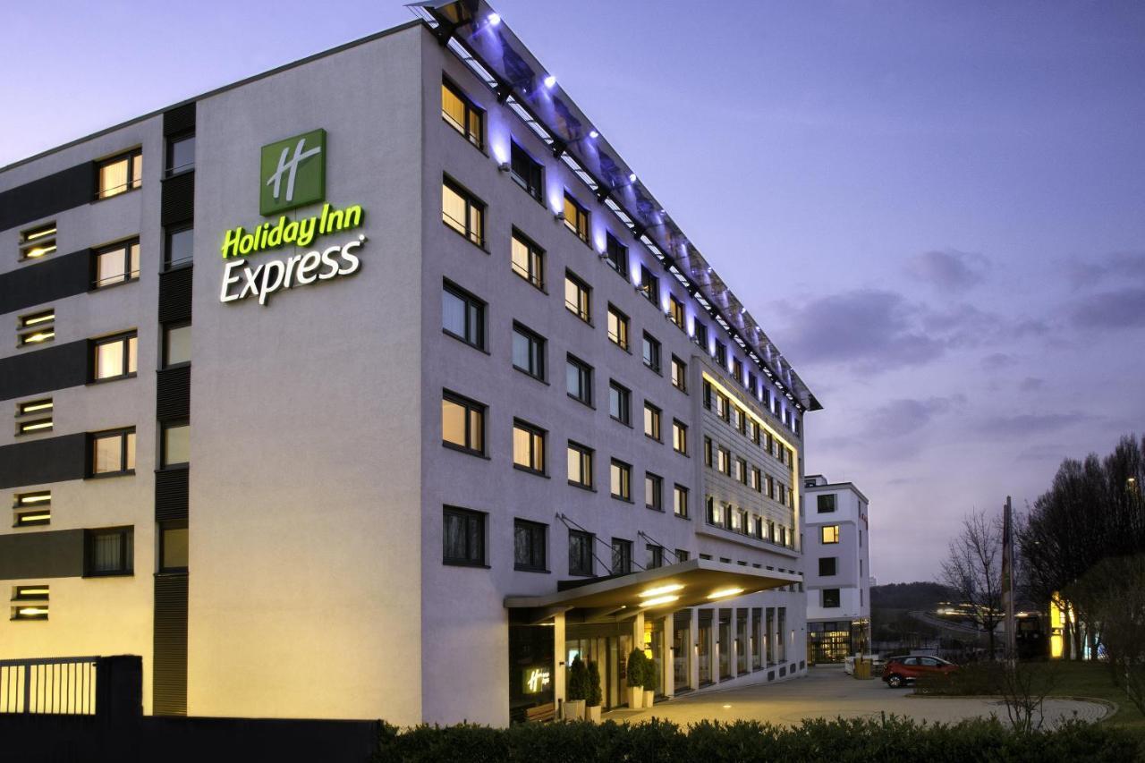 Holiday Inn Express Stuttgart Airport, An Ihg Hotel Leinfelden-Echterdingen Eksteriør bilde